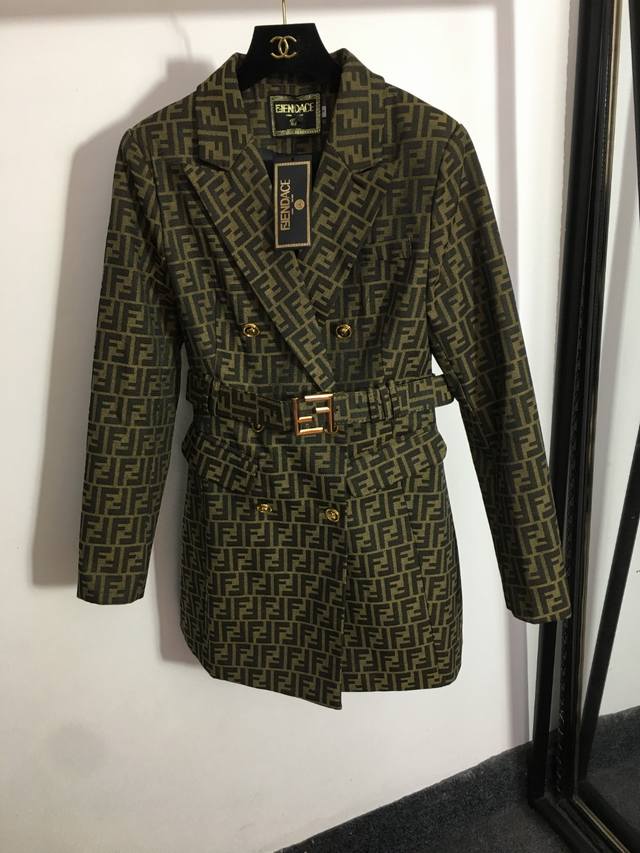 Style No. 5645 Fend* X Versac* Joint New F Jacquard Letter Medusa Hot Diamond P