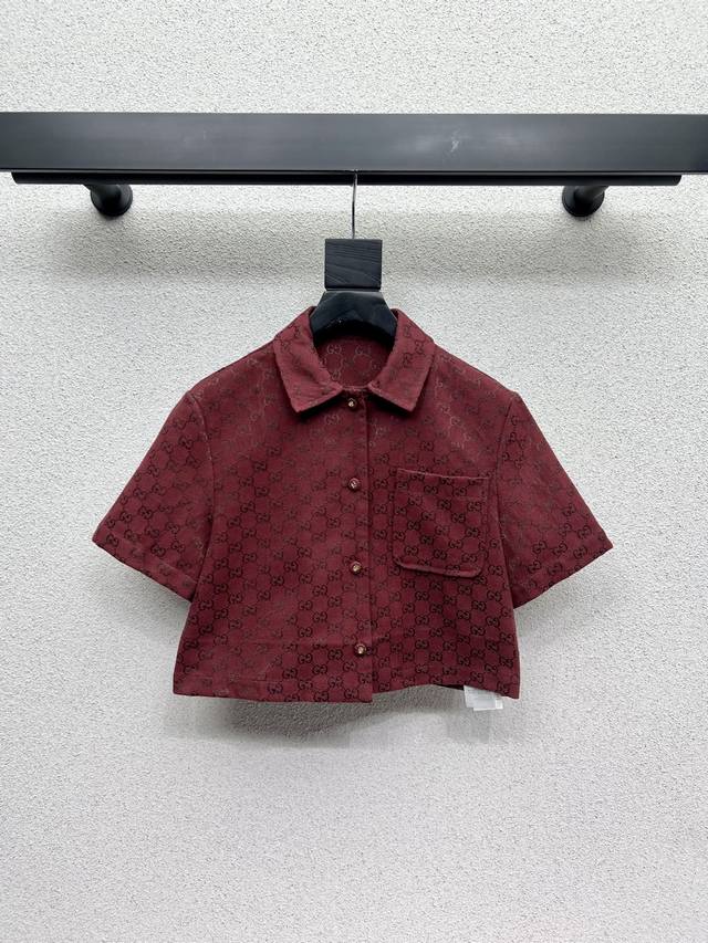 G's classic red jacquard short-sleeved cardigan jackets are made of premium, imp