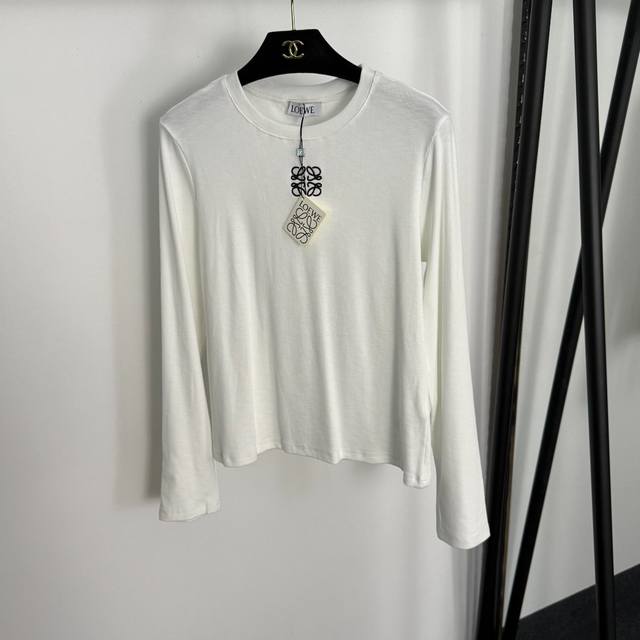 Style No. 20255258 Loew* new logo embroidered long-sleeved T-shirt, white, brow