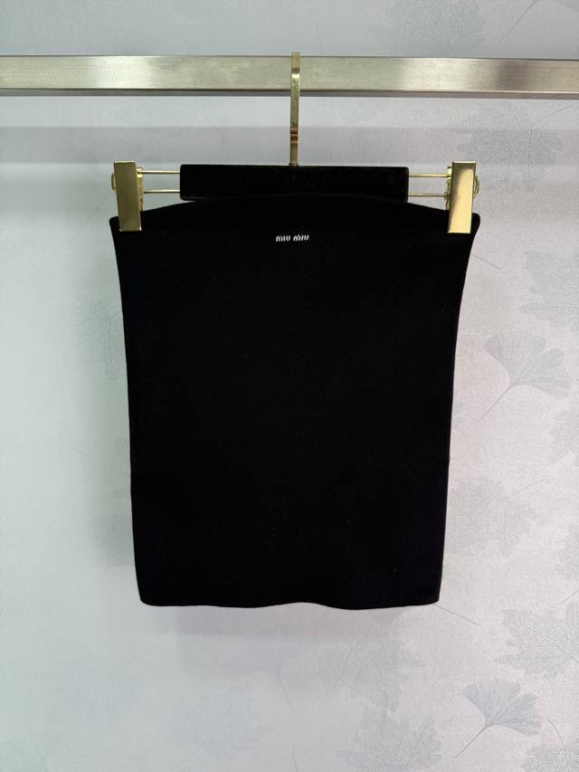 Miumi* 25 Early Autumn new tube top goddess must-have artifact simple and neat H