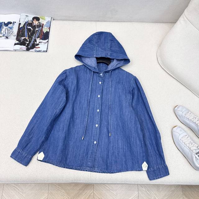 Exclusive launch of the Lp30Ss newest hooded denim shirt for early fall. Elegan