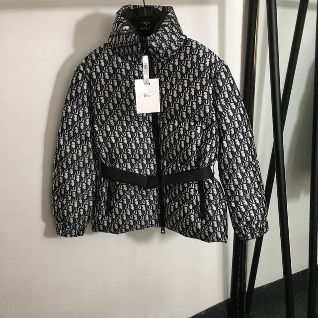 Style No. 6520 Dio* New monogram logo embroidered jacquard stand collar waist l