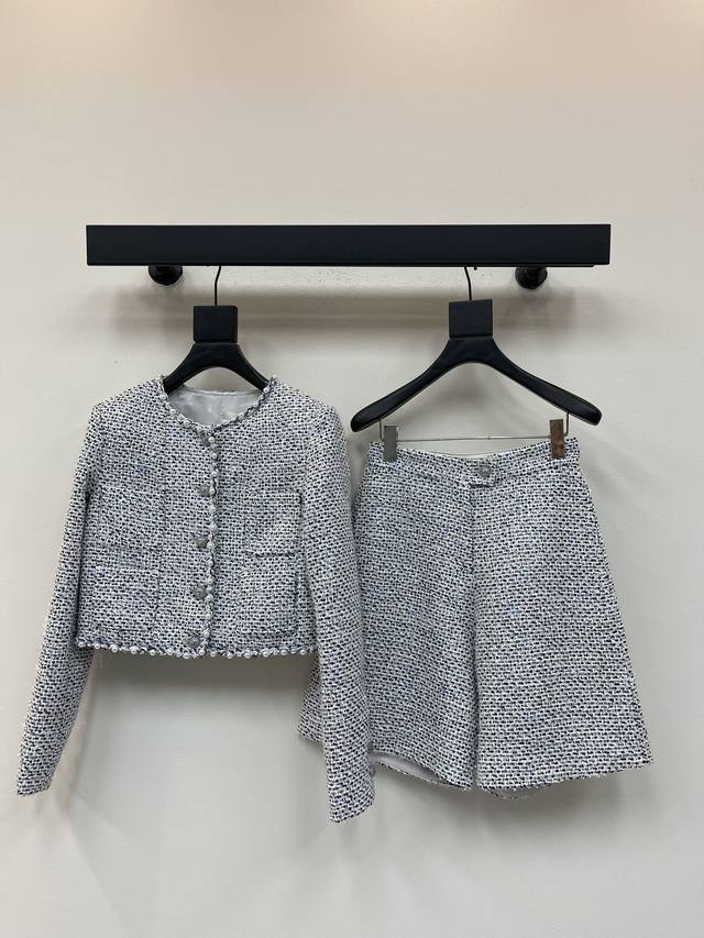 Chane*25 New Autumn/Winter Chanel Heavy Beaded Silver Tweed Suit Temperament Sho