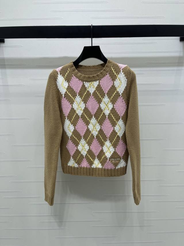 New, original, high-quality, prad* 2025 Early Fall collection! Diamond-knit lon