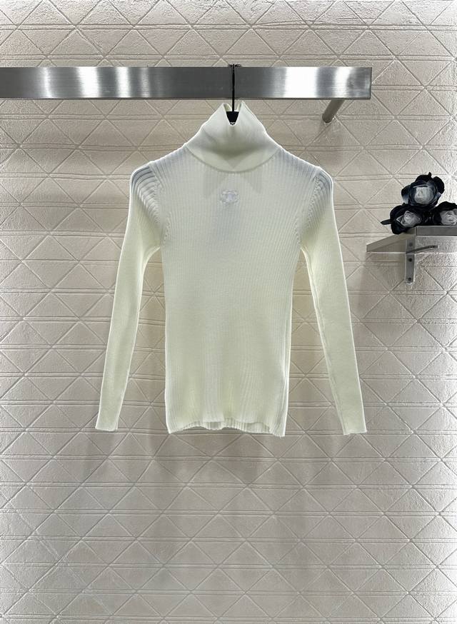 Celim*2025 New Arrivals: Slim-Fit Arc de Triomphe Turtleneck Base Layer. Made fr