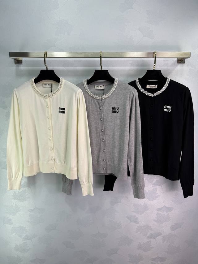 Miu*25 Early Fall new pearl-collar knitted cardigan, round neck design, button-f