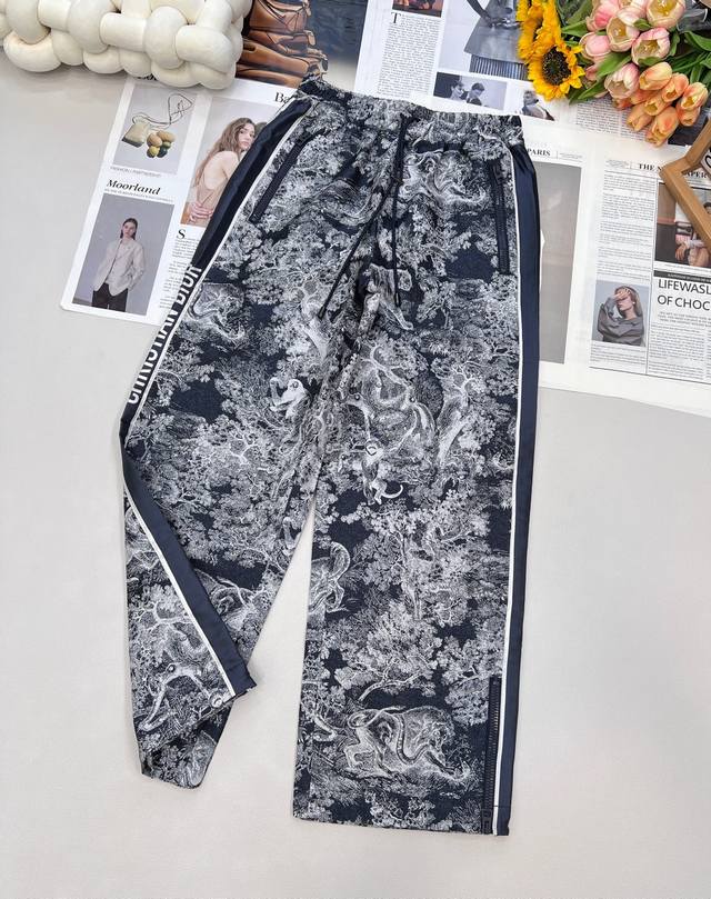 Dior Heavy Industry Animal Jungle Jacquard Side Lettering Wide-Leg PantsThese pa