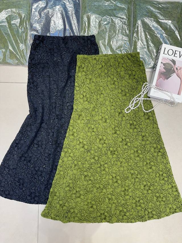 Light luxury exquisite lace crochet skirt, romantic and high-end, the exquisite