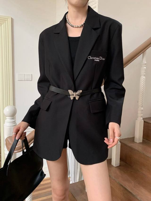 Dio* 25Ss new blazer with letter embroidery and butterfly belt. Very elegant and