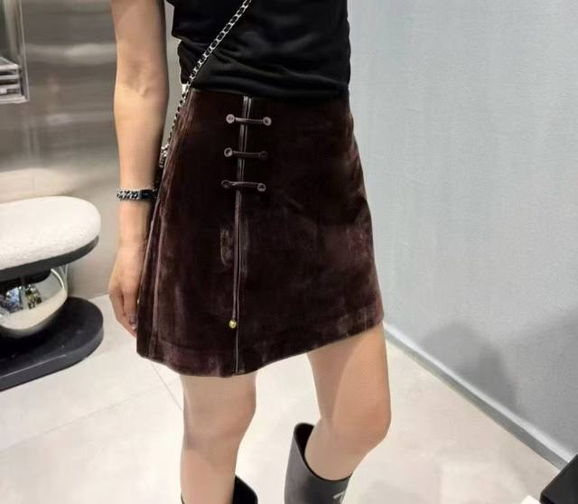 Autumn new arrival, reorder, shipped in the afternoonFashionable and versatile v