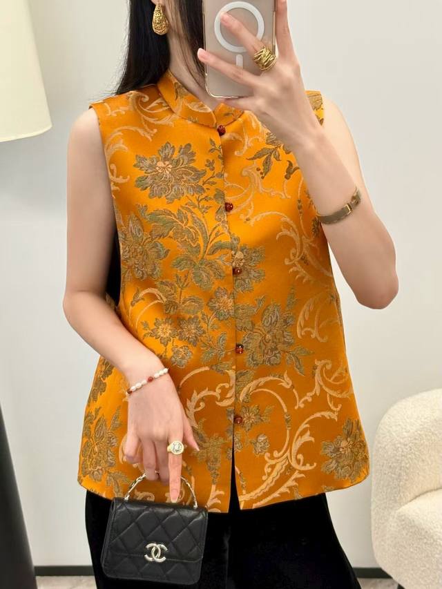 Original early fall arrival ~ New Chinese-style 3D embossed gold thread jacquar