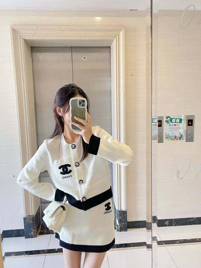Xiaoxiangjia 25 new vintage lady style logo embroidered cardigan knitted sweate