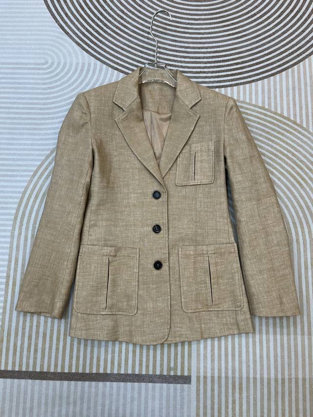 25 Autumn and Winter New Old money style linen single-breasted three-button thre