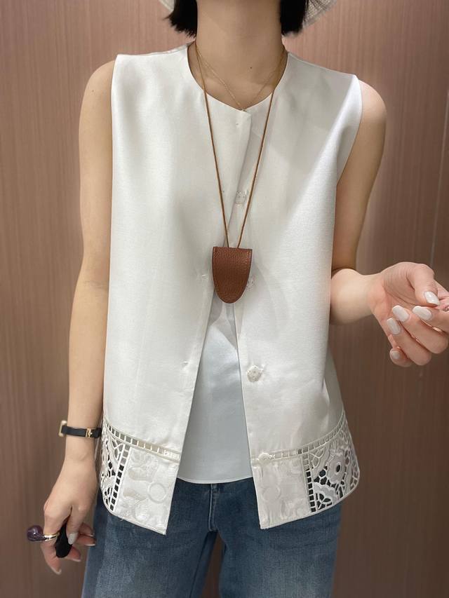 Hot-selling product High-quality positioning embroidery hem hollow air quality s