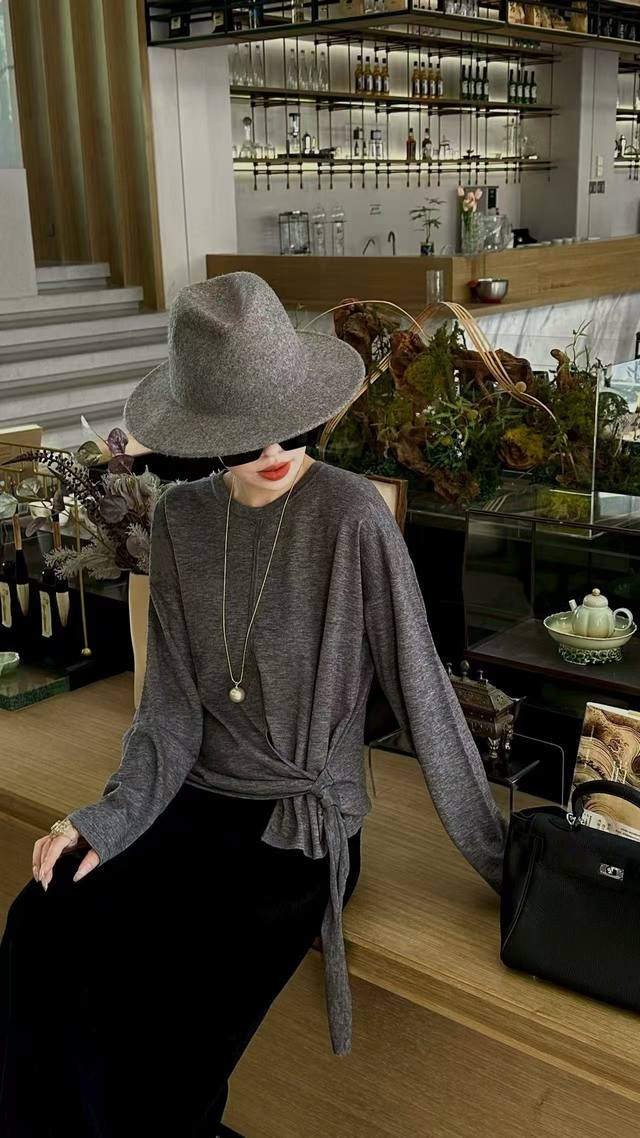 Autumn new fine wool striped top One size