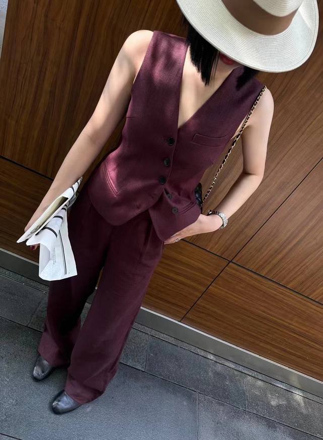 High quality, large quantities shipped. High-end custom-made vest, belt and trou