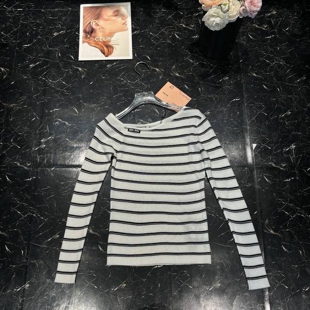 Miaojia 25 early spring new oblique shoulder cloth label striped color knitted s