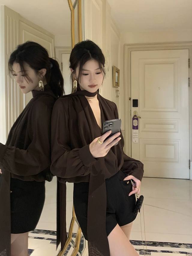 New double-layer front design ~ Georgette splicing double bridge silk V-neck ri