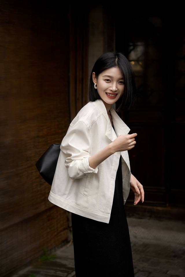 Hot new arrival!! High-end custom edition exclusive model, stylish and versatile