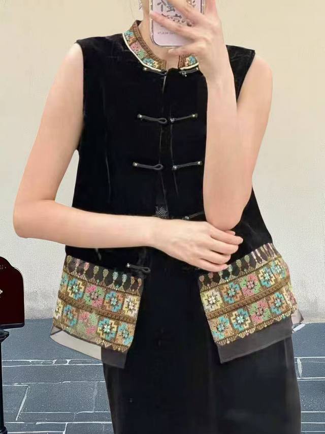 Hot-selling embroidered organza silk velvet vest. Sizes S-Xxl
