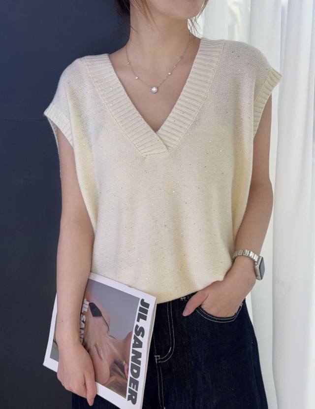 Autumn new 33 wool V-neck hot diamond top one size