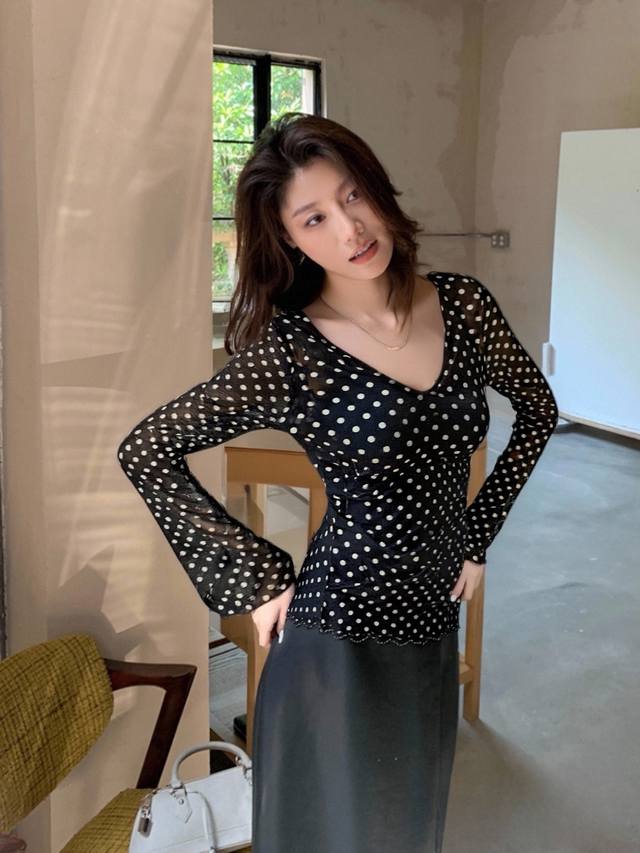 V-neck base shirt, the king of slimming in the C position in autumn, Smlxl2Xl ve