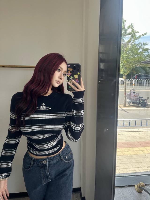 Vivienne Westw*Od 25Fw Early Fall New Saturn Jacquard Striped Knit Top | Exclusi