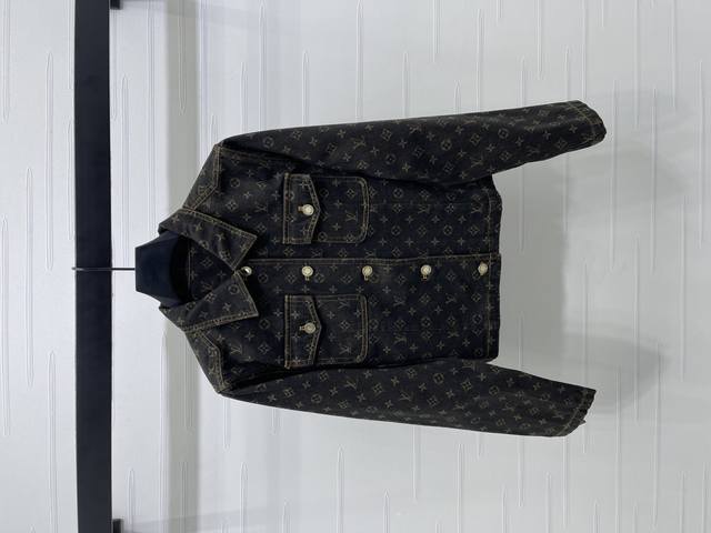 New, original, high-quality Louis Vui*Ton 2025 Early Fall collection! Jacquard