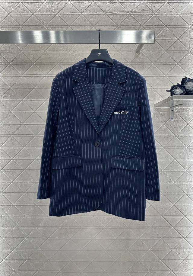 Miumi*2025 New Arrivals: High-Resolution Striped Blazer and Trousers Set. Custom