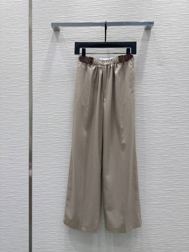 Loe W*E2025Fw new trousers are simple and elegant. Very high-end imported textur