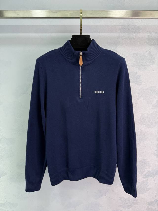 Miumi*'s new 2025 early fall zippered knit top! Custom-woven wool yarn for a pre