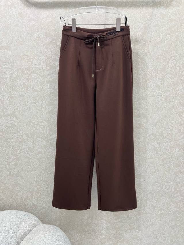 Louis Vuitto* 25 new style wide-leg pants with embroidered lettering on the wais