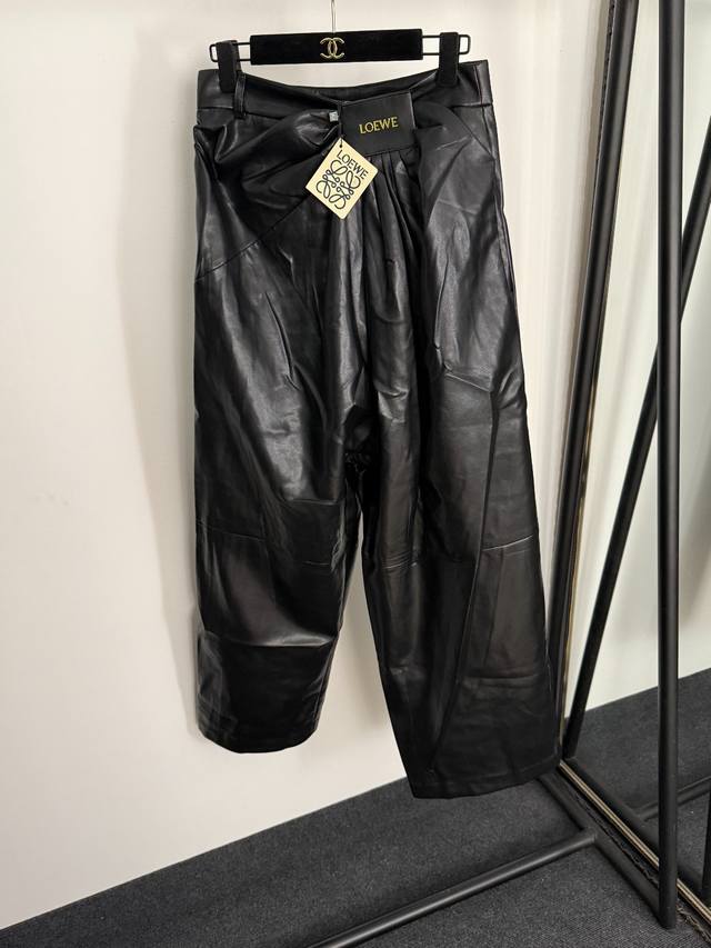 Style No. 20255343 Loew's newest logo leather label pleated waist PU leather tr