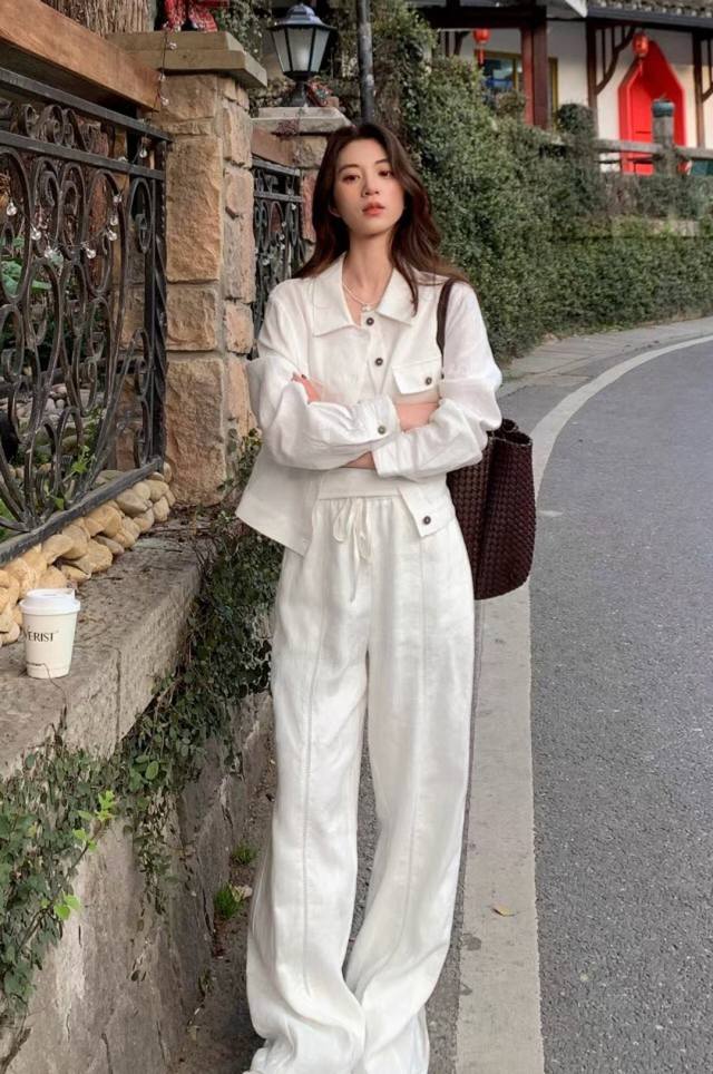 Hot item! 100% linen suit! High quality! Cool and stylish jacket and wide-leg p