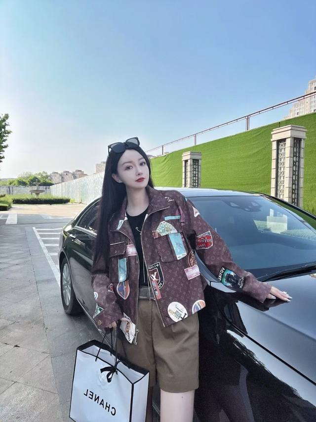 Loui* Vuitt*N25 new classic poster icon monogram print jacket with three-dimensi