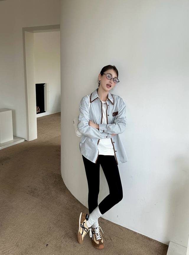 Miumi*2025Aw autumn and winter new striped poplin shirt with triangular edging a