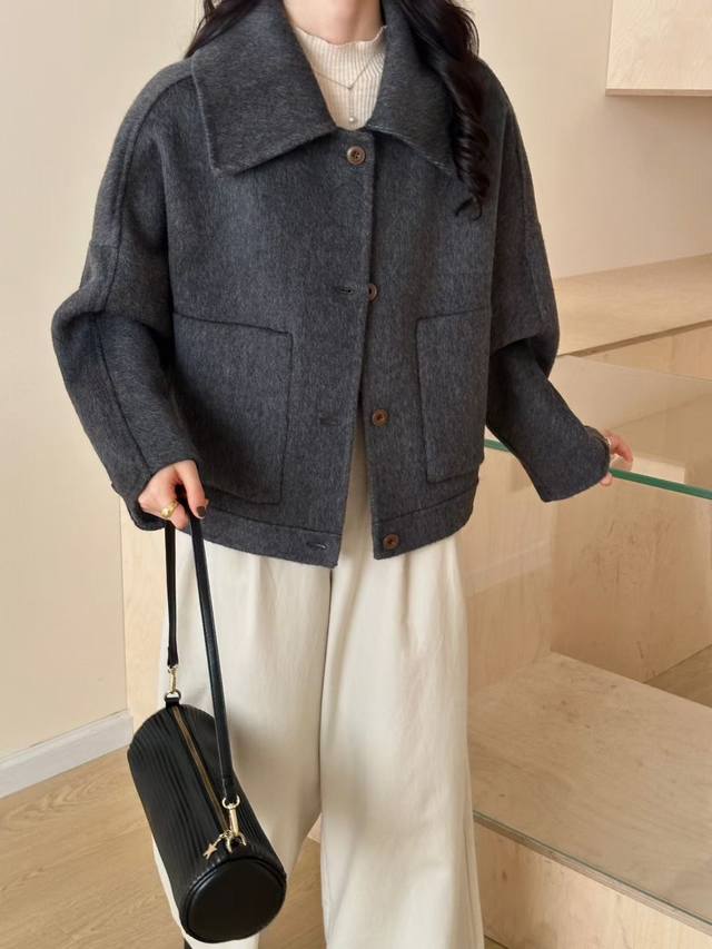 High quality double-faced wool coat Sm