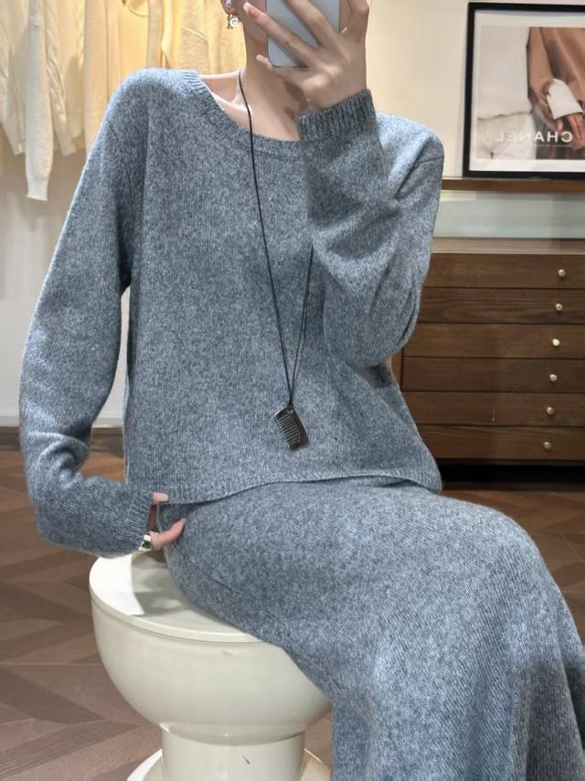 Silk cashmere top Silk cashmere skirt