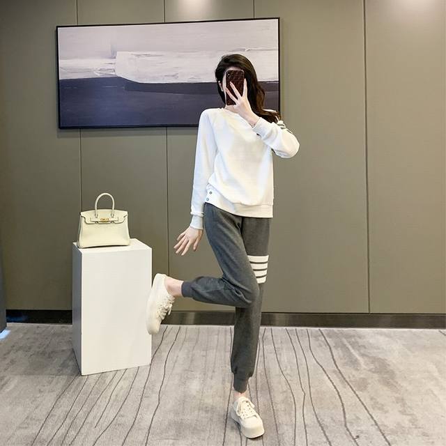 Plush and thickened 180 Size: Smlxlxxl Color: Black + Gray, White + Gray, White