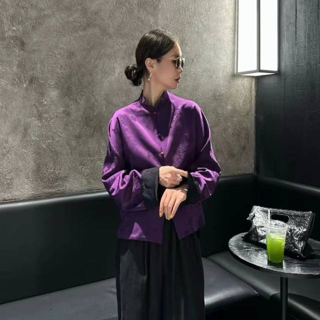 Autumn new Chinese temperament jacquard fashion all-match slim short jacket thre