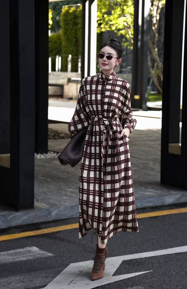 Stand-up collar irregular plaid design linen dress versatile fashion loose vers