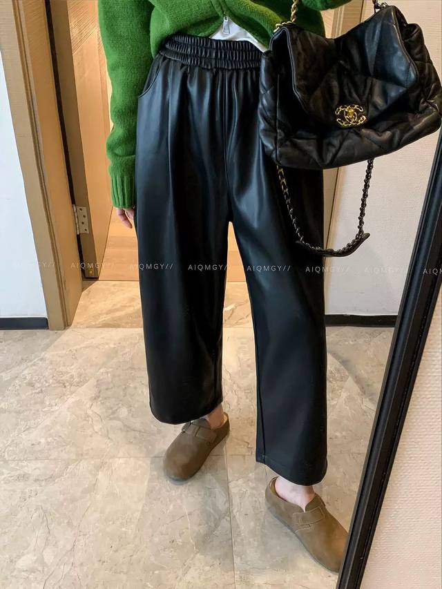 Fashionable and elegant protein leather straight pants, elastic waist, pockets,