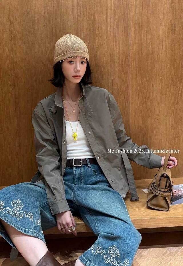 Workwear style stand-up collar waist trench coat jacket with neat stand-up colla
