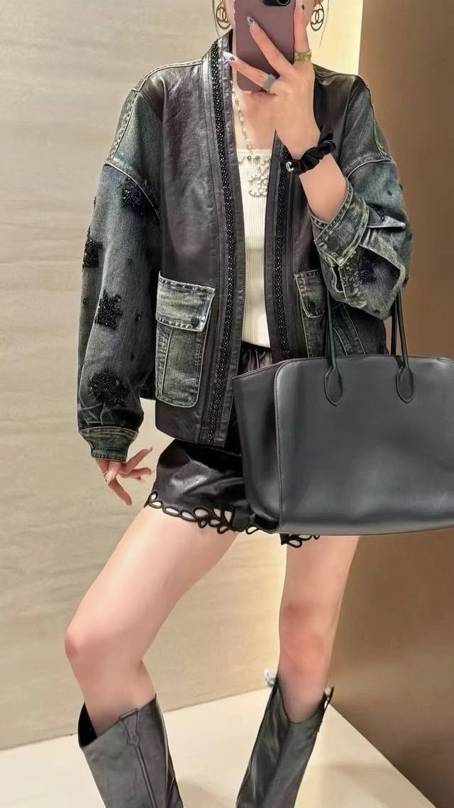 Design sense V-neck beaded stitching leather denim jacket, heavy beading is cris