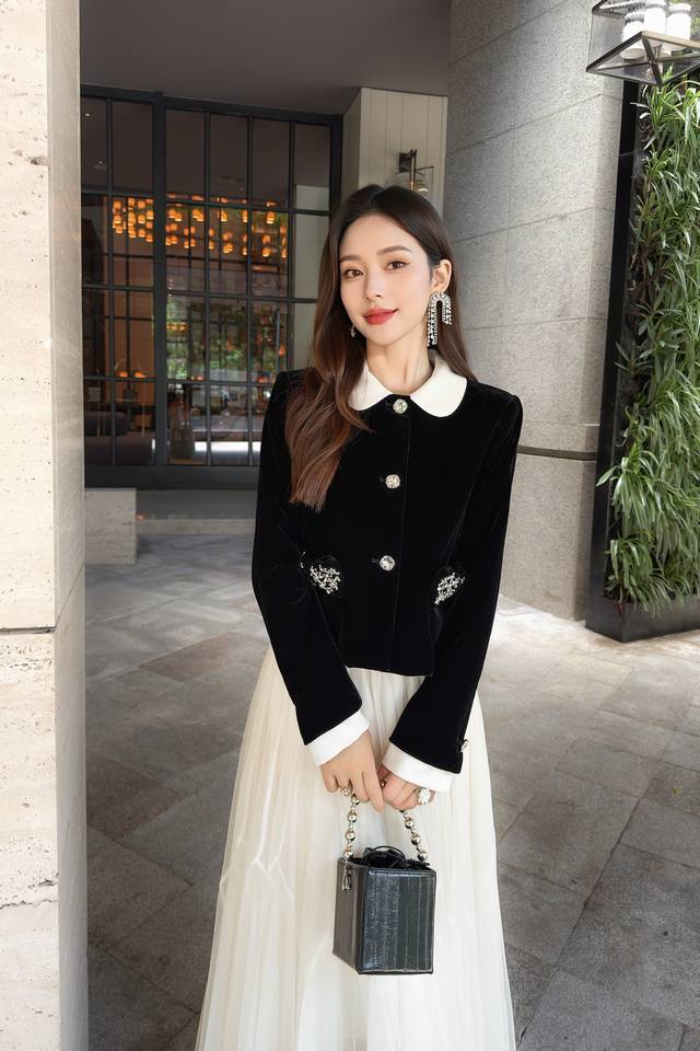 Mium*U2025 early autumn new style, the chaebol daughter's age-reducing college s