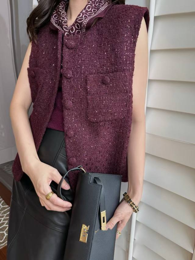 Hot new arrival! 25 autumn tweed braided Chanel vest, plum sauce celebrity tempe