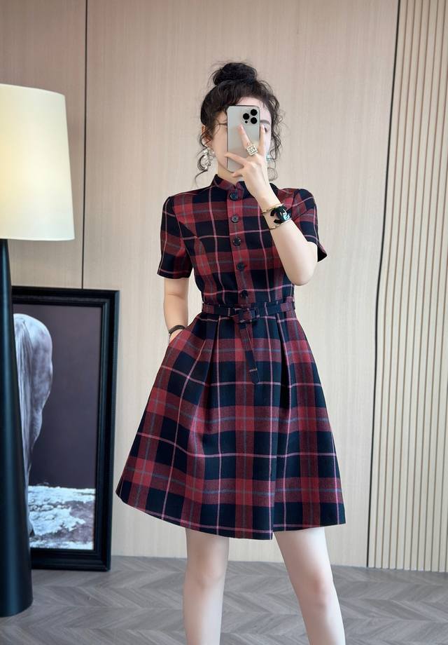2025 Early Autumn Hot Shot Hot Shot Recommendation Valentino Custom-Made Wool Fa