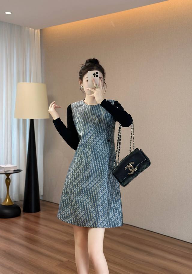 2025 Early Autumn New Hot Style Recommended Dior Same Style Dress Custom Embroid