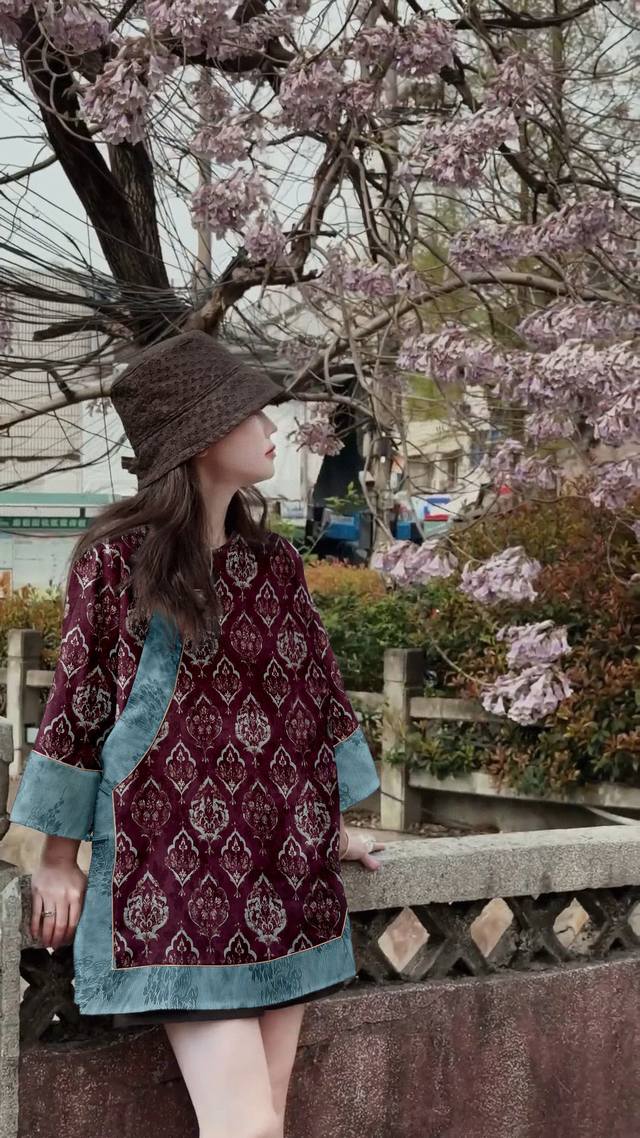 High-grade purple rayon xiangyun yarn contrasting jacquard top Retro Chinese sty