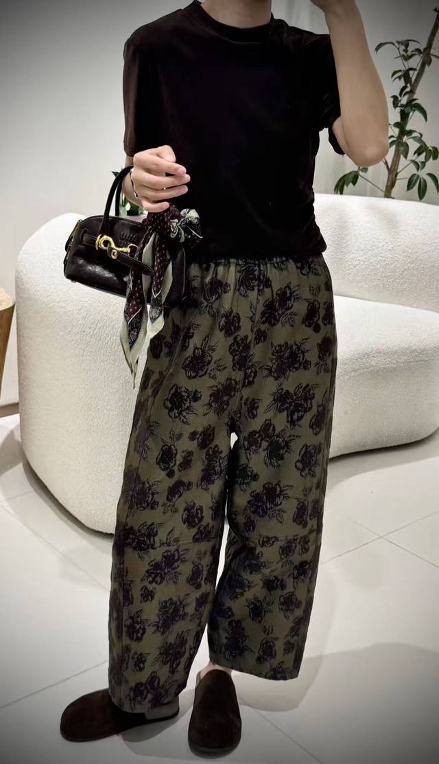 2025 Autumn and Winter Hot Style Wool Jacquard Trousers